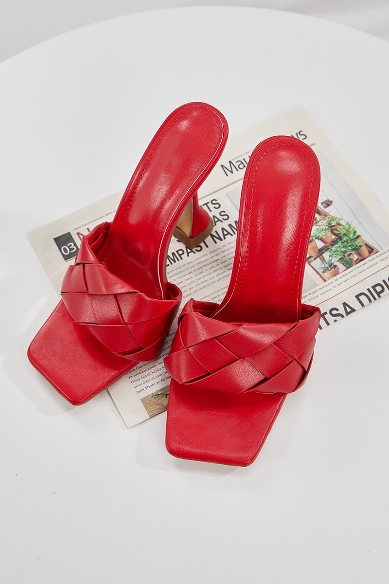 Wide Band High Heel