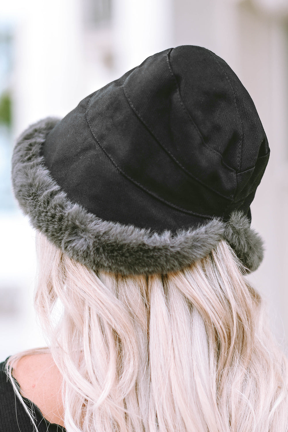 Black Furry Edge Thermal Bucket Hat