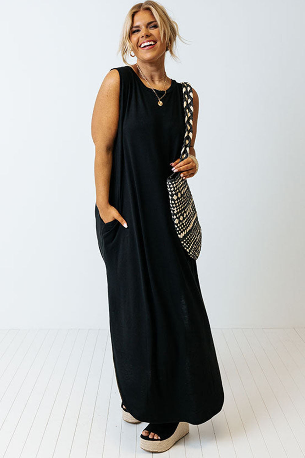 Black Plus Size Wide Sleeveless Shoulder Split Maxi Tank Dress